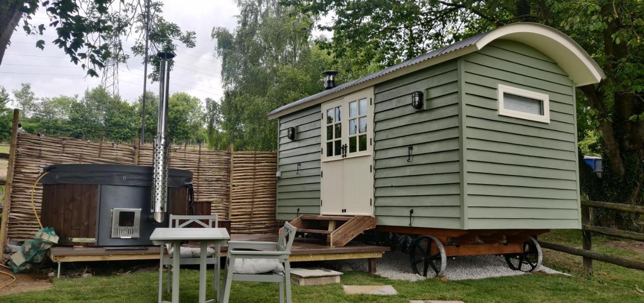 Romantic Shepherds Hut With Stunning Sunsets Hollingbourne Kültér fotó